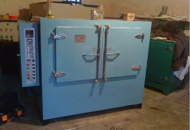 鼓风干燥箱的用途以及它的注意事项